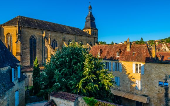 Sarlat-la-Canéda, en Francia, te espera