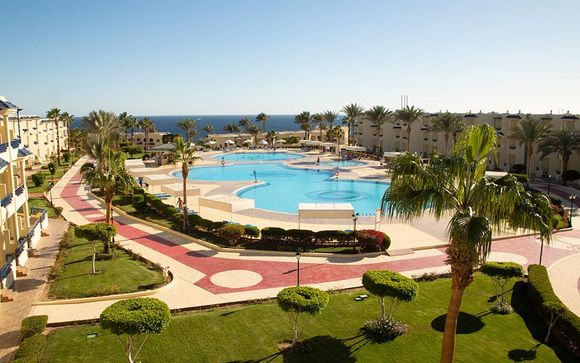 Grand Oasis Resort 4*