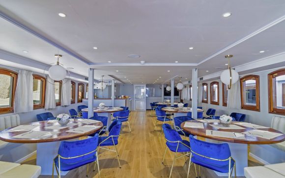 ¡Bienvenido a bordo de este Crucero Deluxe!