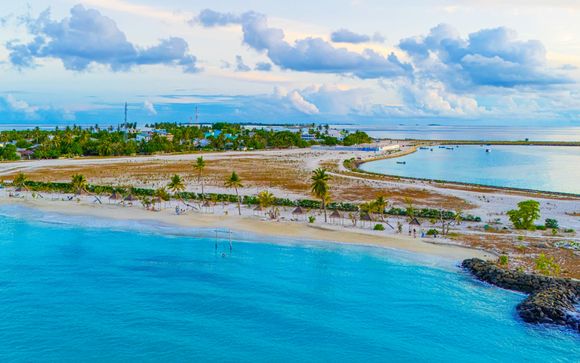 Beach Hotel Guraidhoo 