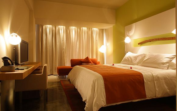 E Hotel Spa & Resort 4*