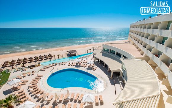 Junto a la playa con pensión completa y spa