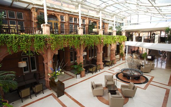 Clayton Crown Hotel 4*