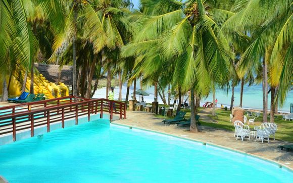 Flamingo Beach Resort & Spa 4* 