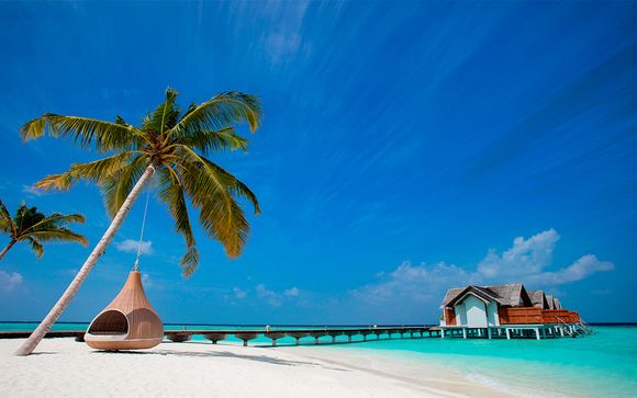Furaveri Island Resort & Spa 5*