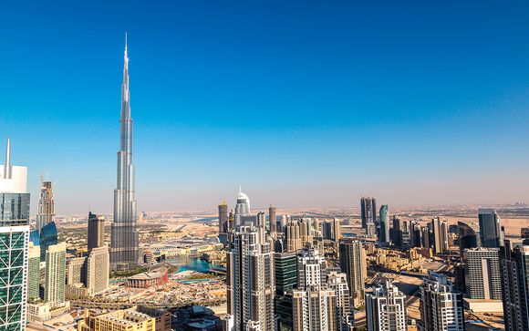 FIRST CLASS EMIRATES