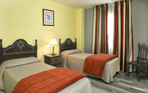 Apartahotel Ona Campanario 