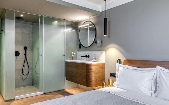 Tu hotel Blend Athens 4* o similar