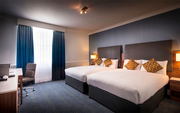 The Cumberland Hotel 4*