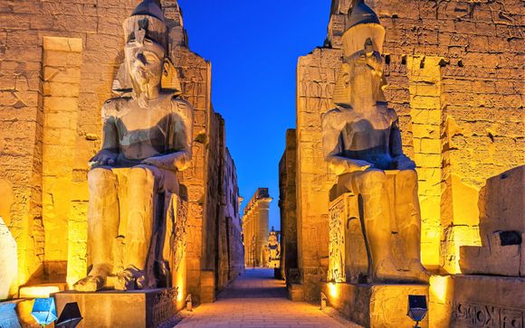 Zoom sur vos excursions (forfaits au choix en supplément, à sélectionner lors de la réservation - ou des excursions facultatives, à voir sur place)