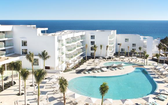 Hôtel Lava Beach 5*
