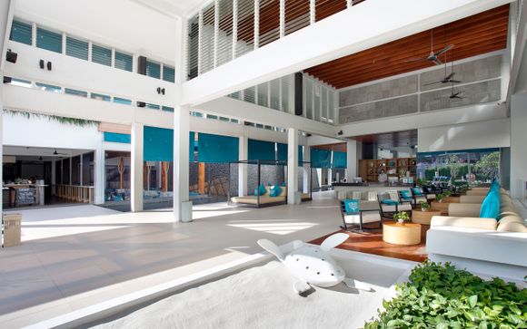 Poussez les portes de l'hôtel  X2 Vibe Phuket Patong 4* à Phuket