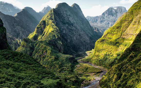 Autotour entre plages et montagnes et extension possible à l'île Maurice