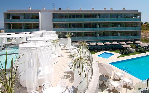 Aparthotel Four Elements Suites 4*