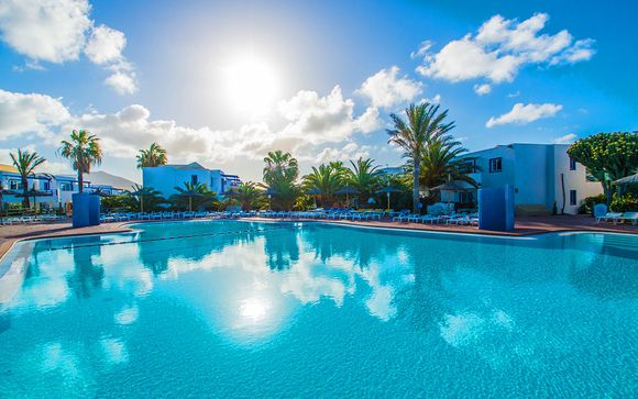 HL Paradise Island 4*