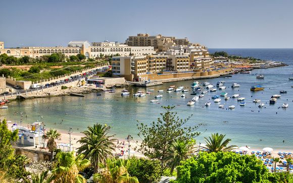 Hôtel Corinthia Marina Beach Resort 4*