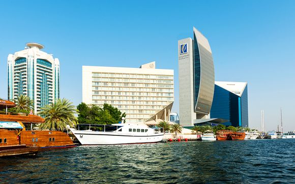 Hôtel Sheraton Dubai Creek and Tower 5*