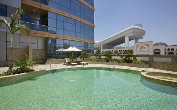 Poussez les portes de l'hôtel   Doubletree by Hilton Al Barsha à Dubai