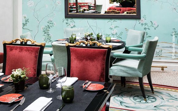 Découvrez les lieux du restaurant La Bauhinia...