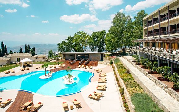 Poussez les portes du Xenia Palace Portaria 4*