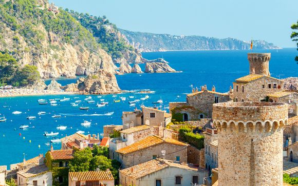 Combinaison parfaite : soleil, plage, piscine