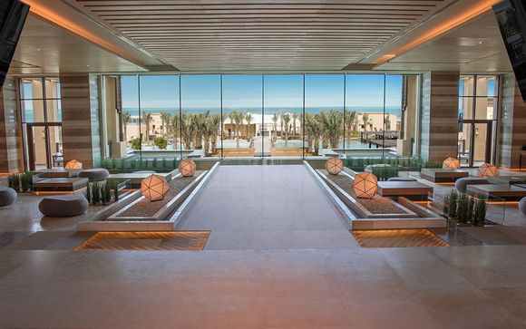 Poussez les portes du Saadiyat Rotana Resort & Villas 5*