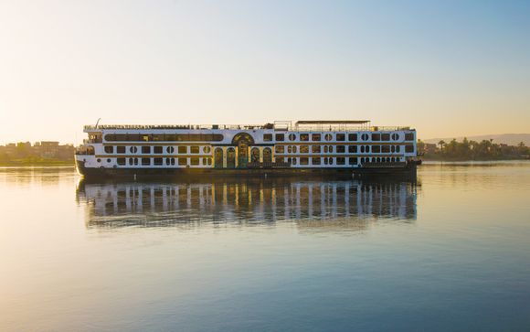 Au fil de l'eau : votre croisière Néfertiti