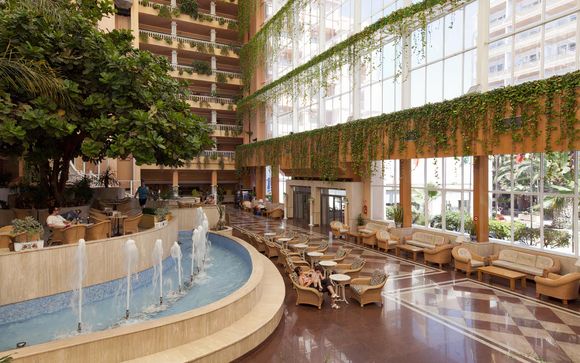 Playacapricho Hotel 4*