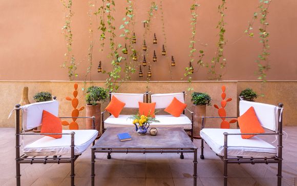 Dellarosa Boutique Hotel 4*