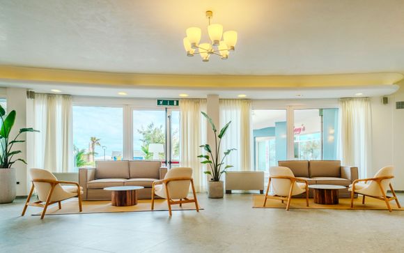 HR Resort 4*