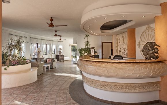 Sant'Elmo Beach Hotel 4*