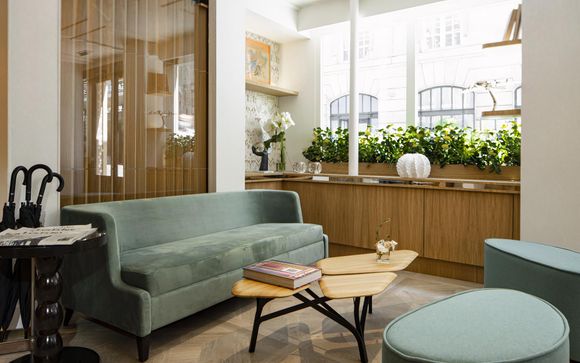 Hotel Phileas Lazare & Spa 4*