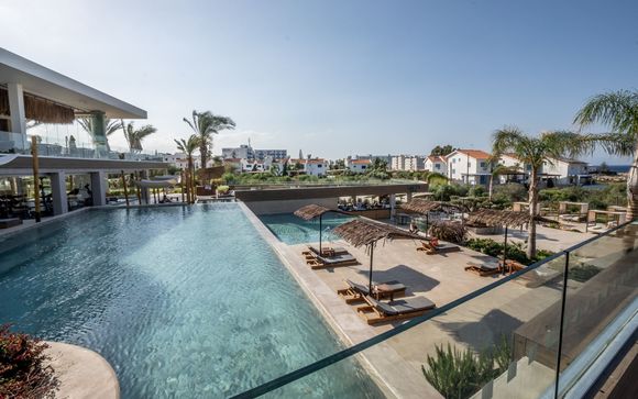 Cavo Zoe Seaside Hotel 4*