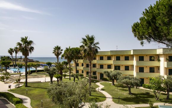 Hotel Village Paradise 4*
