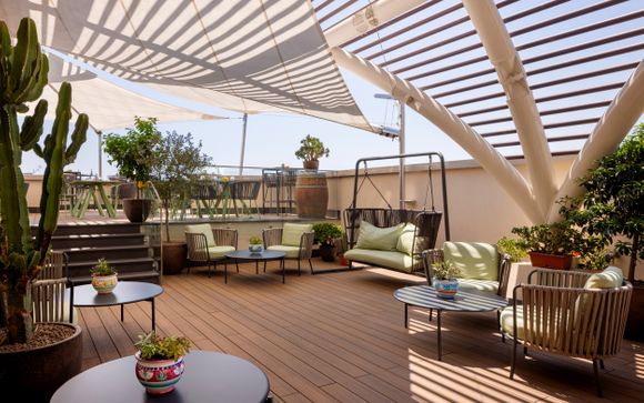 UNAHOTELS Napoli 4*