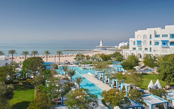 Hilton Salwa Beach Resort & Villas 5*