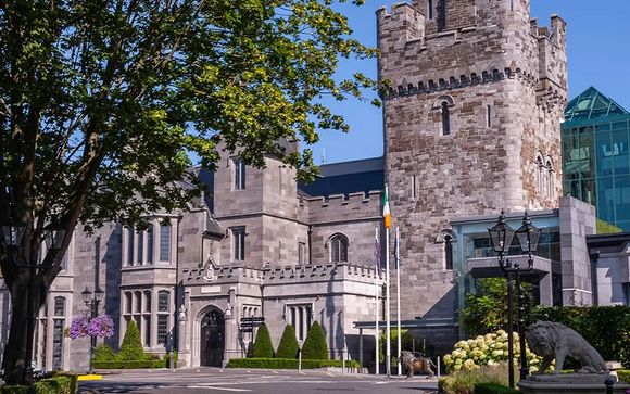 Clontarf Castle Hotel 4*