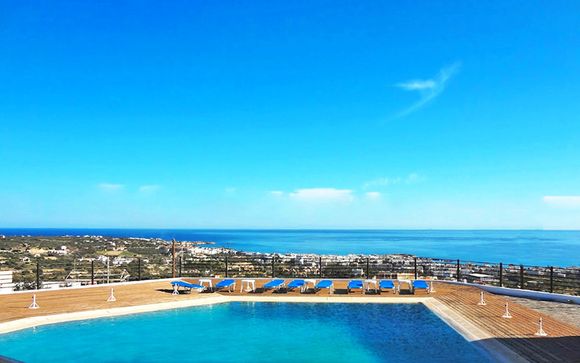 Amazones Village Suites 4*