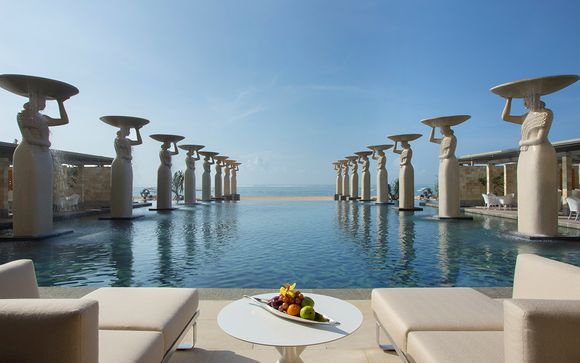 The Ubud Village Resort & Spa 4* + Mulia Resort Nusa Dua 5*