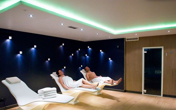 Van der Valk Hotel A4 Schiphol 4*