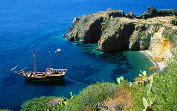 Crociera delle Isole Eolie in Caicco