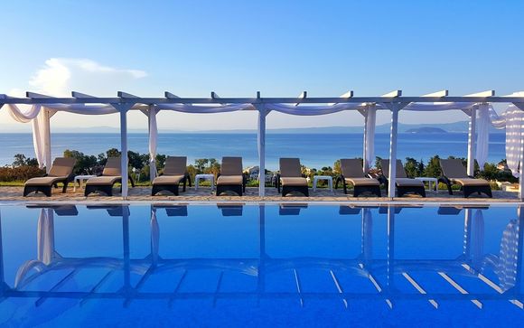 Bungalow White Luxury Apartments