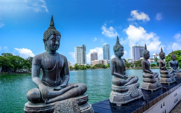 Tour culturale dello Sri Lanka e soggiorno mare a Passikudha