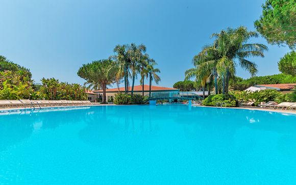 Nicolaus Club Oasis 4*
