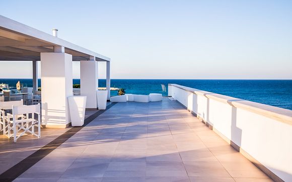 Bianco Riccio Suite Hotel 4*S