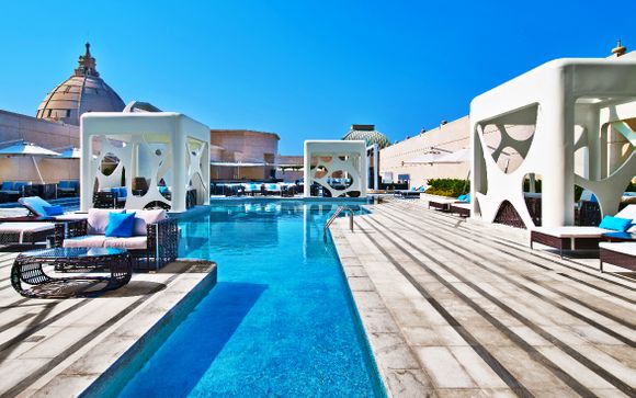 V Hotel Dubai, Curio Collection by Hilton 5*