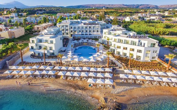 I colori del Mar Egeo in 4* All Inclusive sulla spiaggia