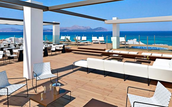Design 4* plus con vista mare nella baia di Alcudia