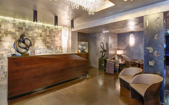 Berg Luxury Hotel 4*S