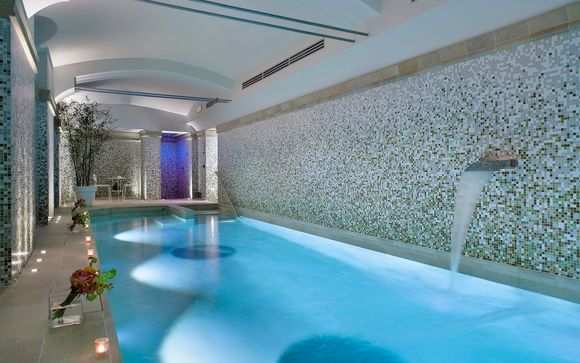 Elegante palazzo ottocentesco 4* nelle vie dello shopping